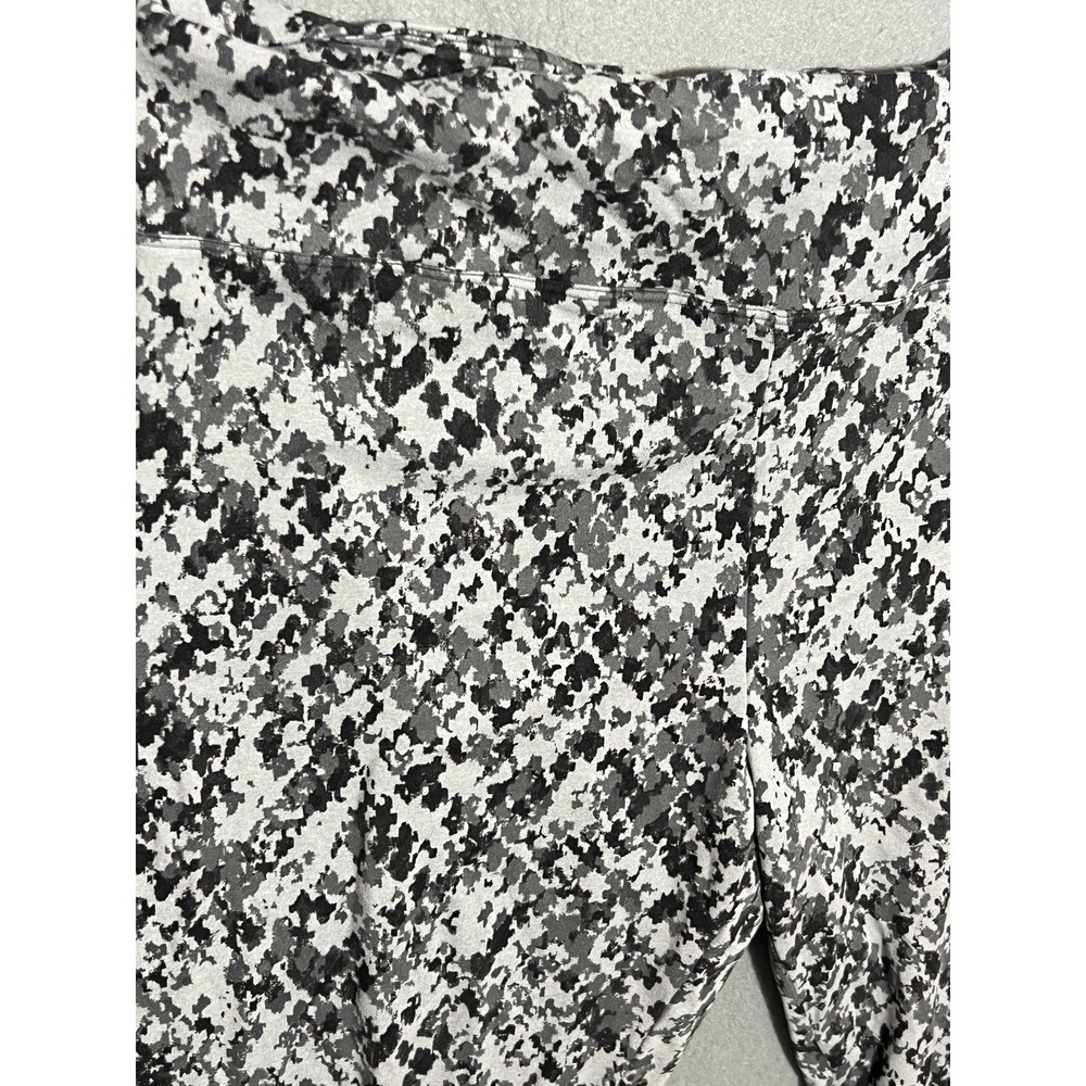 Cuddl Duds Women's Leggings Size L Black Gray White Abstract Stretch Comfort - Picture 2 of 7